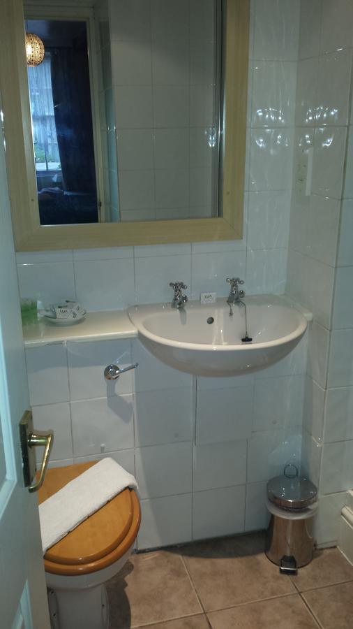 The Witney Guest House الغرفة الصورة